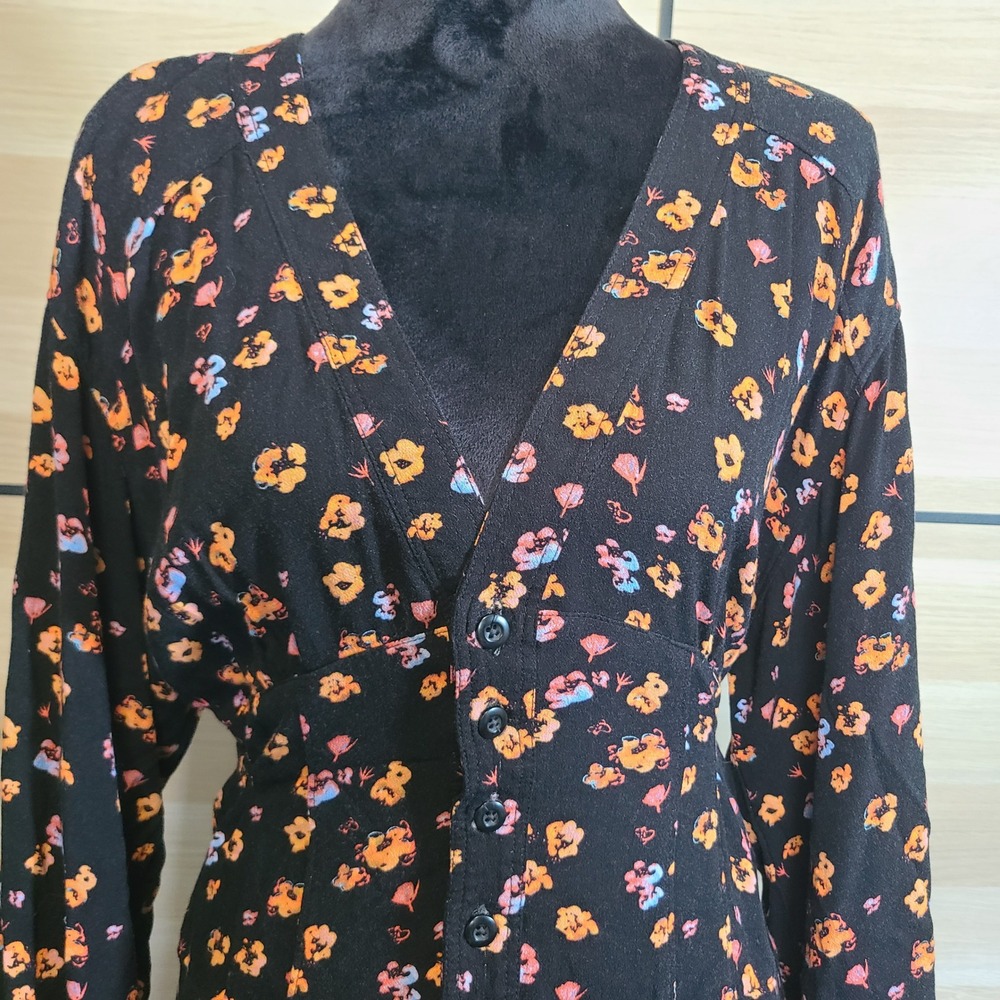 Free People Romper Womens 12 Black Floral Button Front Long Sleeve V-Neck - Picture 2 of 16